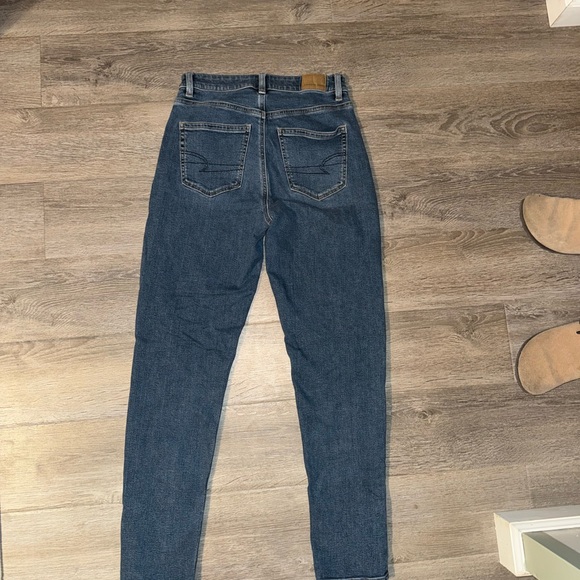 American Eagle Mom Jean Classic Blue Denim - Picture 5 of 6